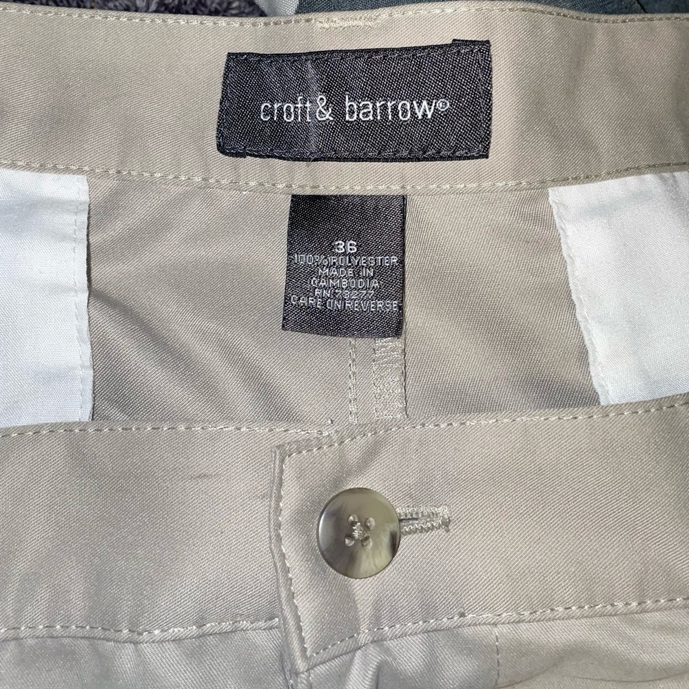 Croft & Barrow Mens Dress/Dark Khaki Capris *make offers* - Picture 6 of 6